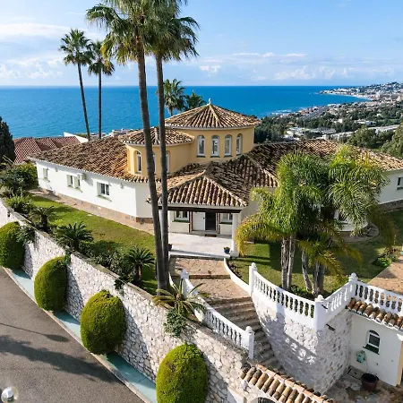 Casa Sirena - Mermaid House